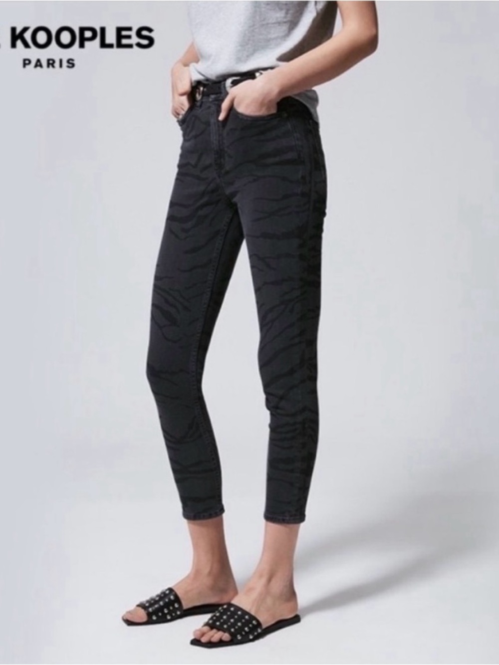 The Black Zebra-Print Skinny Jeans Size 24